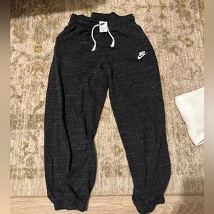 Nike Sweatpants